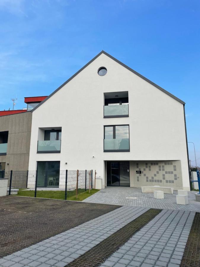 Apartman Bella Mikulov Bagian luar foto